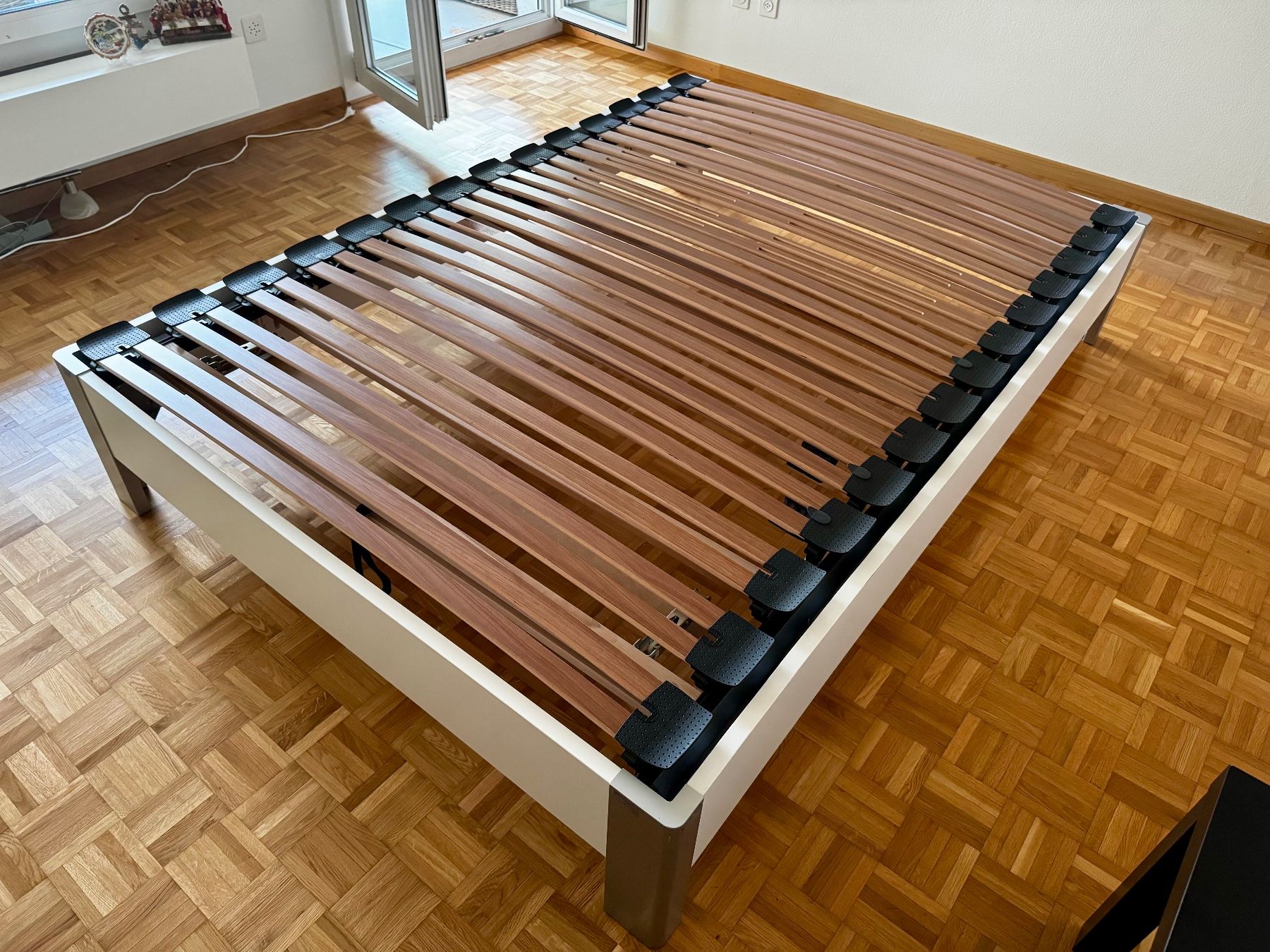 Letti: Bettgestell Lattenrost 140x200cm – Usato da Windisch venduto da dan_2cfb