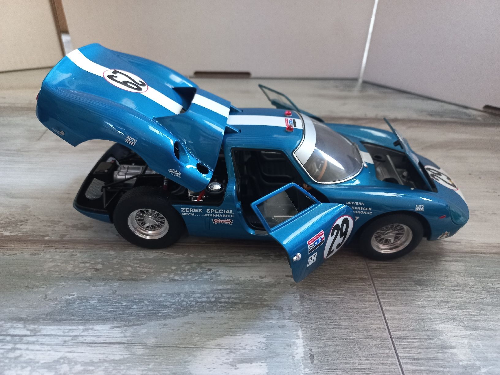 Hot Wheels Modellini d'auto: Ferrari 250LM 1/18 HotWheels – Usato da Attalens venduto da remy_s00 5
