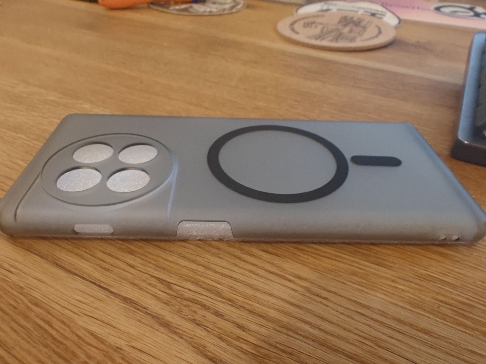 OnePlus Cover & Protezioni schermo: Oneplus 11 Hardcase Hülle Ultra Thin MagSafe-Modul – Nuovo e nell'imballaggio originale da Thun venduto da Svoy 1