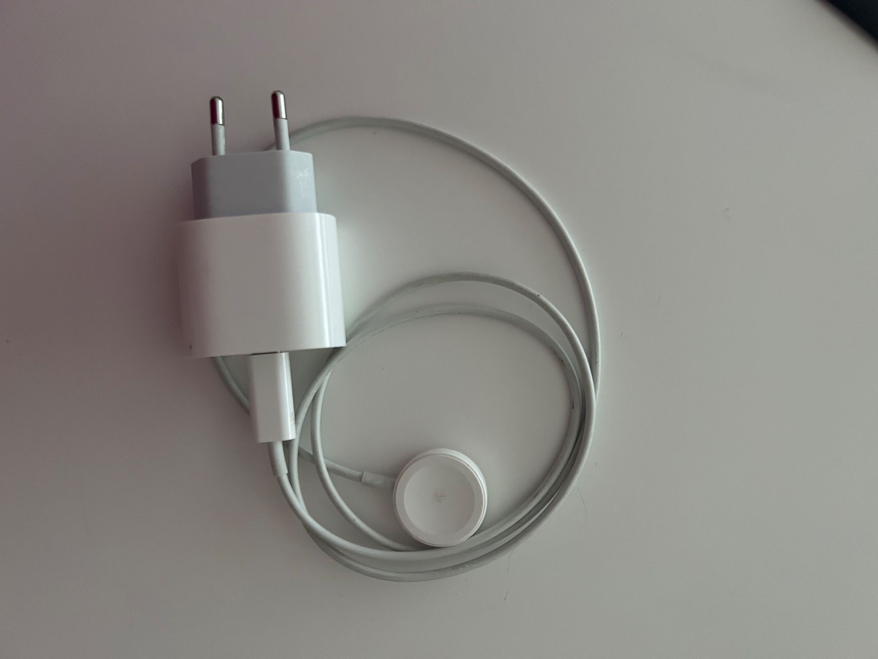 Apple Smartwatch: Apple Watch black 40mm – Usato da Zürich venduto da ariannapics 2