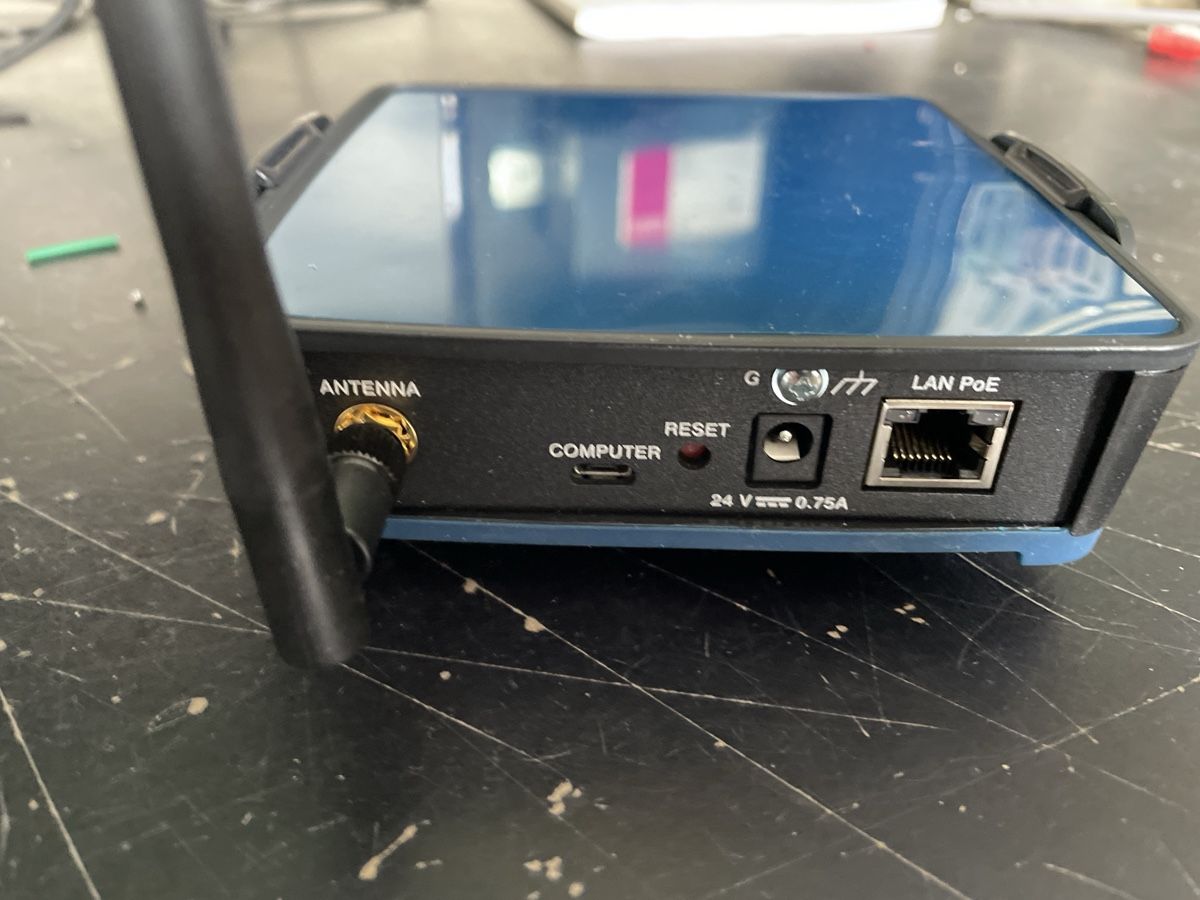 Crestron Sistema di controllo: Crestron CENI - GWEXER / RF Gateway – Usato da Dagmersellen venduto da INEICHEN-MULTIMEDIA 1