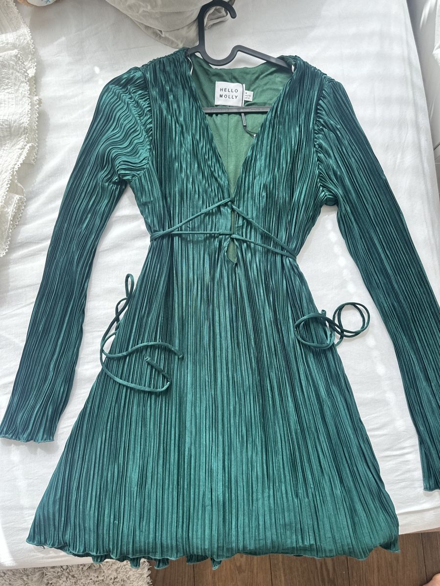 Vestiti: HelloMolly Dress NEVER BEEN WORN and in Original packaging – Nuovo e nell'imballaggio originale da Bachenbülach venduto da cookiecutter 4