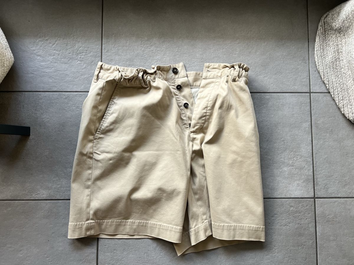 Dsquared2 Hosen: Dsquared2 bermuda uomo  – Gebraucht aus Mendrisio von fly_9wzx 2