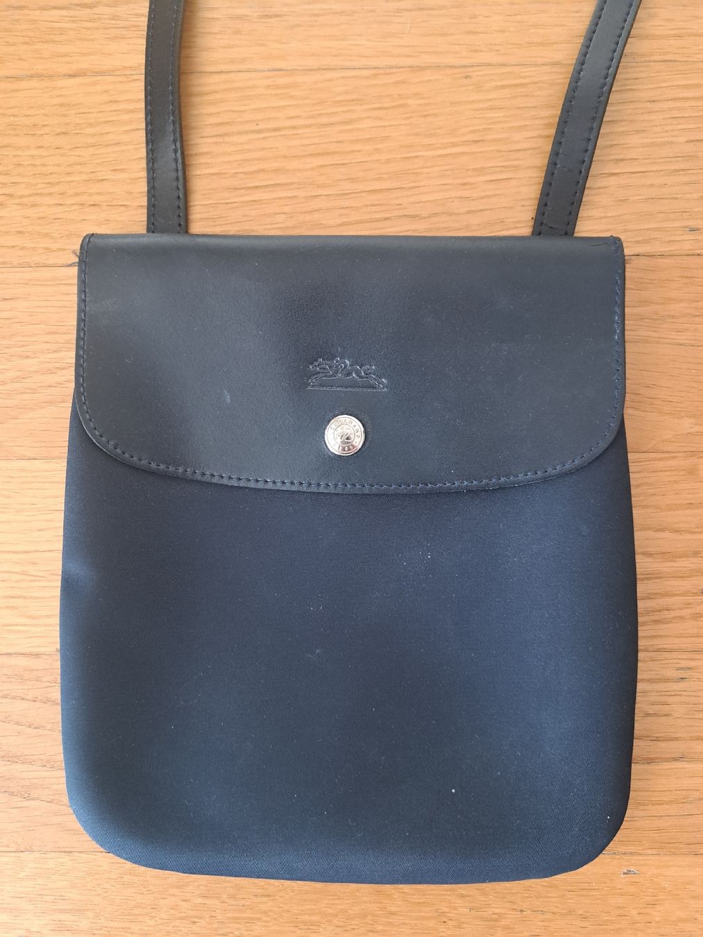 Longchamp Altro in  Abbigliamento & Accessori: 4 pochettes bandoulière – Usato da Zollikerberg venduto da ren_q7gc 1