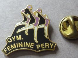 PIN GYM. FEMININE PERY SPORT TURNEN FRAUENSPORT GYM