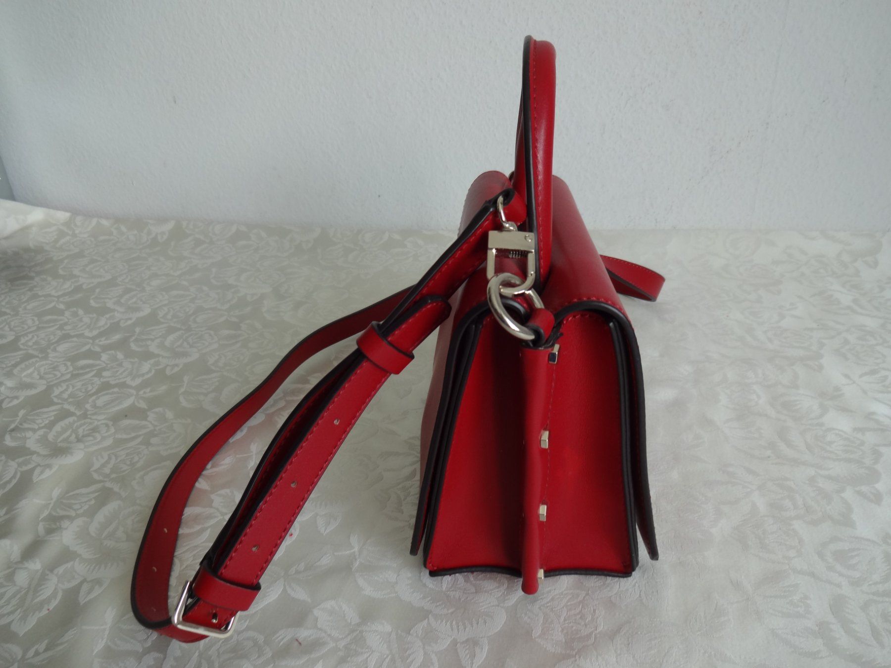 Guess Borse da donna: *** GUESS  *** Leder  Tasche – Nuovo (secondo la descrizione) da Frauenfeld venduto da Riaa 2