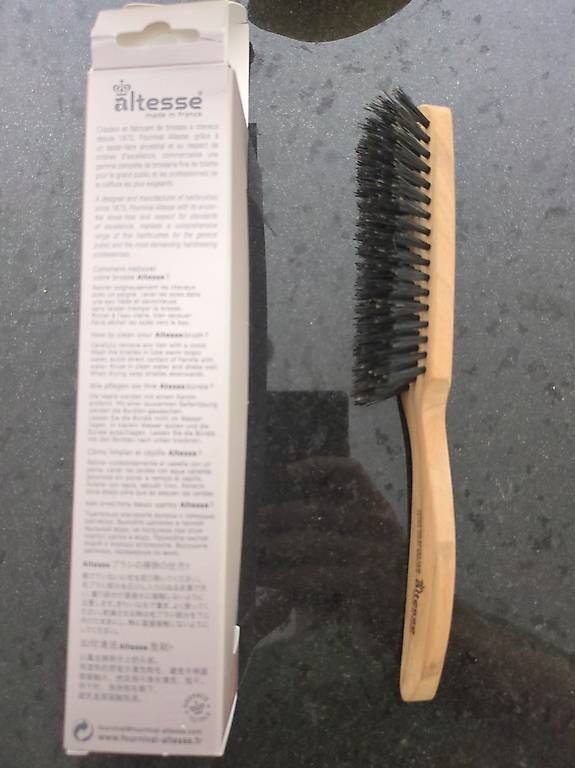 Altro per la cura dei capelli: Brosse a cheveux  – Usato da Aarau venduto da perso.t 2