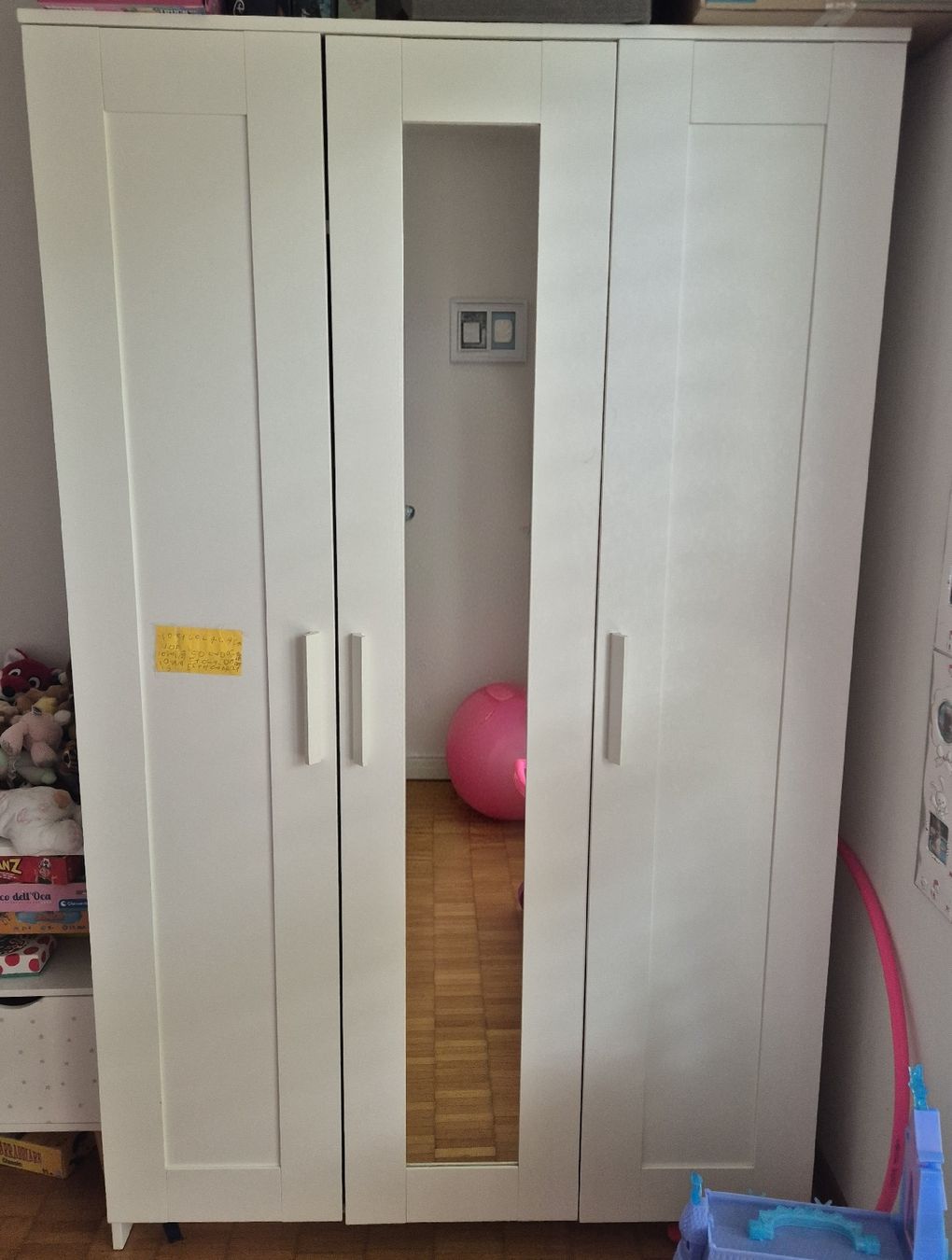 Ikea Guardaroba: Kleiderschrank mit Spigel – Usato da Zürich venduto da elenoirecb