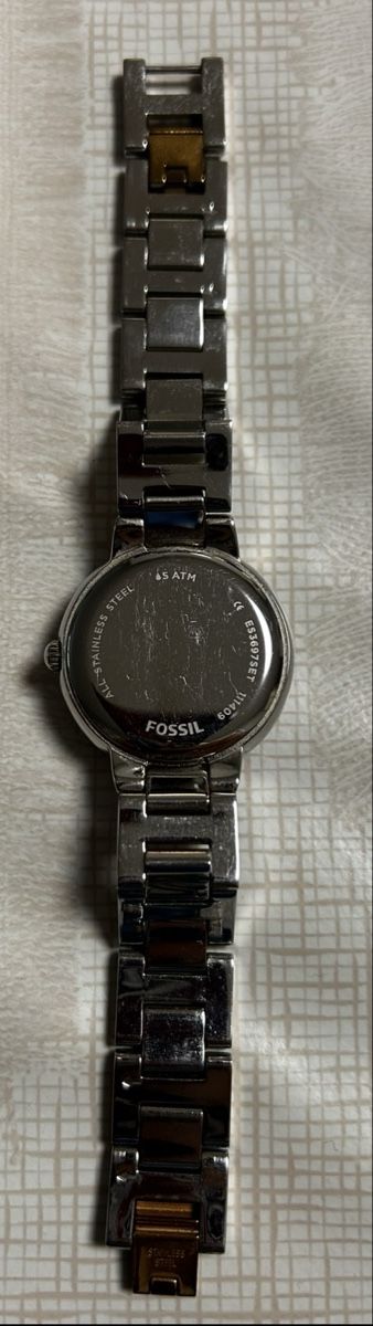 Fossil Uhren: Fossil Damenuhr, Top Zustand, elegantes Design – Gebraucht aus Lotzwil von J1898 1