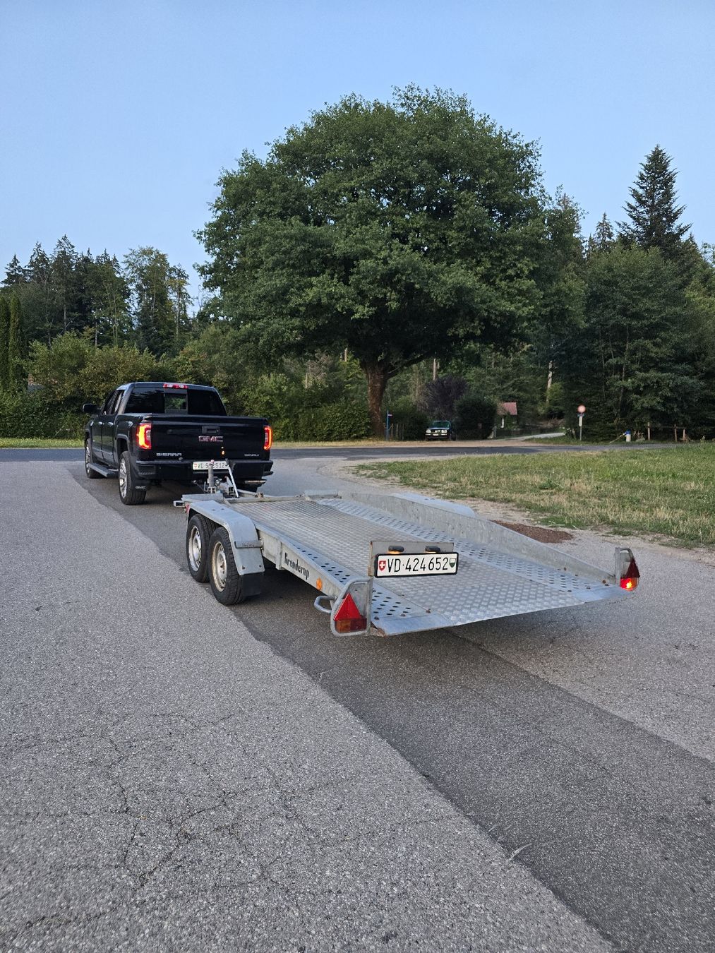 Brenderup Anhänger: Remorque transport voiture – Gebraucht aus Froideville von tra_n6rb