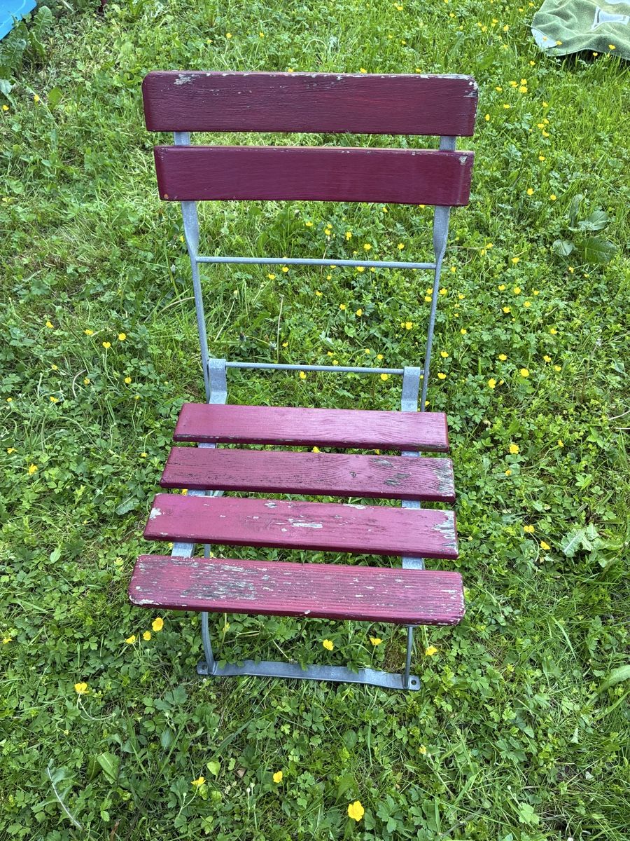 Set di tavolo e panche: Holzgartentisch mit Stühlen – Usato da St. Gallen venduto da DePf 2