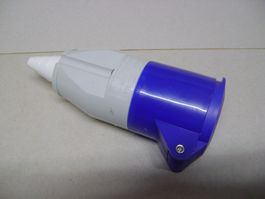 Ältere CEE-Industrie-Kupplung von SCAME, 16A, 230V, IP44
