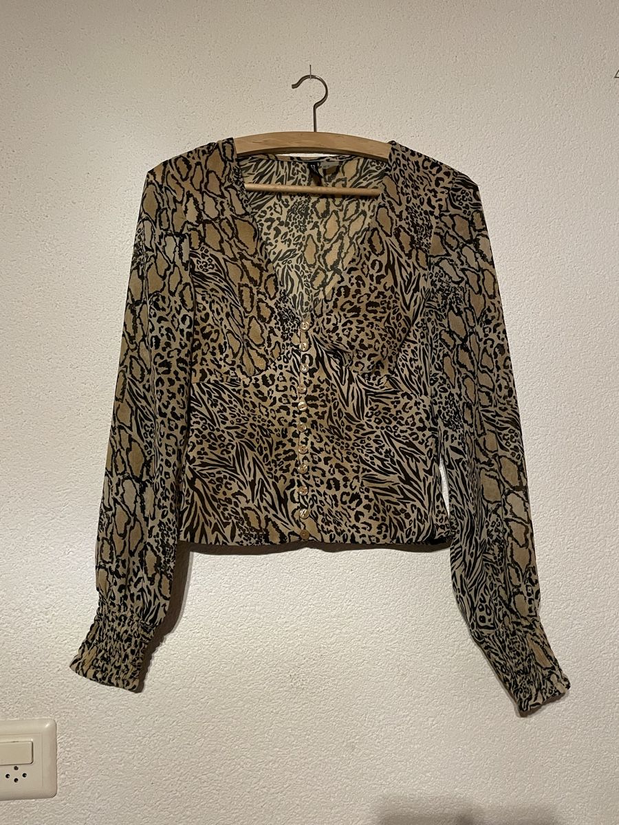 Top: Langarm/Bluse Animal print – Usato da Reisiswil venduto da .aelis.