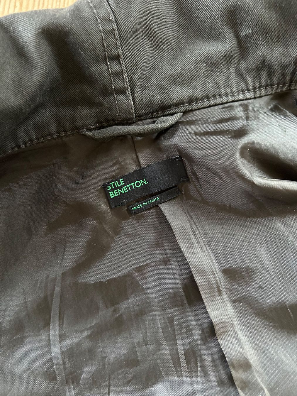 Benetton Jacken: Benetton-Winterjacke mit Teddyfellfutter – Grösse 38 – Gebraucht aus Bern von mascho007 6