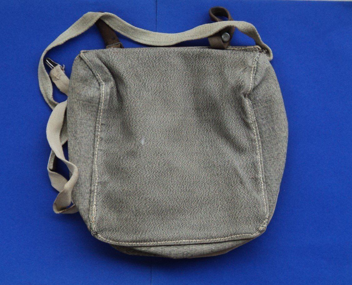 Schweizer Armee Taschen: Schweizer Armee Militärbrotsack – Gebraucht aus Sachseln von bru_pj82