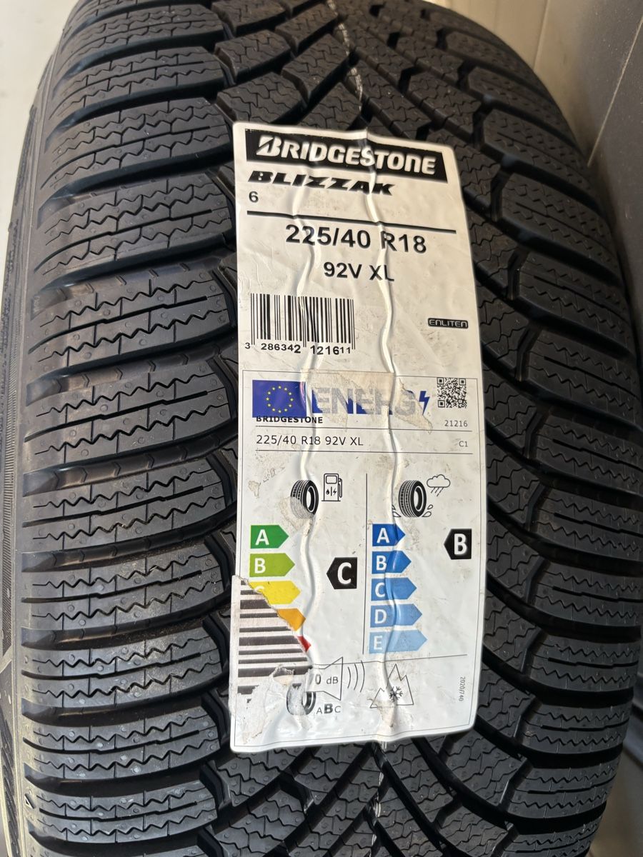 Subaru Pneumatici & Ruote complete: Subaru WRX STI Winterräder Neu! – Nuovo e nell'imballaggio originale da Bretzwil venduto da Mygarage4147 2
