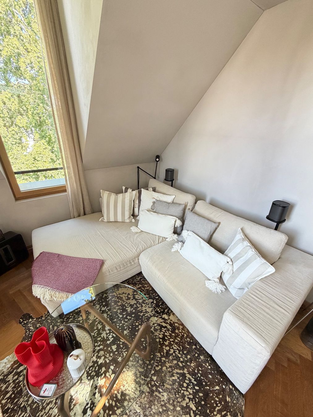 Divani: Individuelles Ecksofa mit Zubehör – Usato da Kilchberg ZH venduto da raphirami1