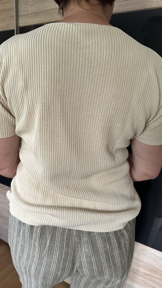 Maglioni & Felpe: Pull Femme 100% Soie Beige Marque L  – Nuovo (secondo la descrizione) da Vuippens venduto da ale_6gkb 2