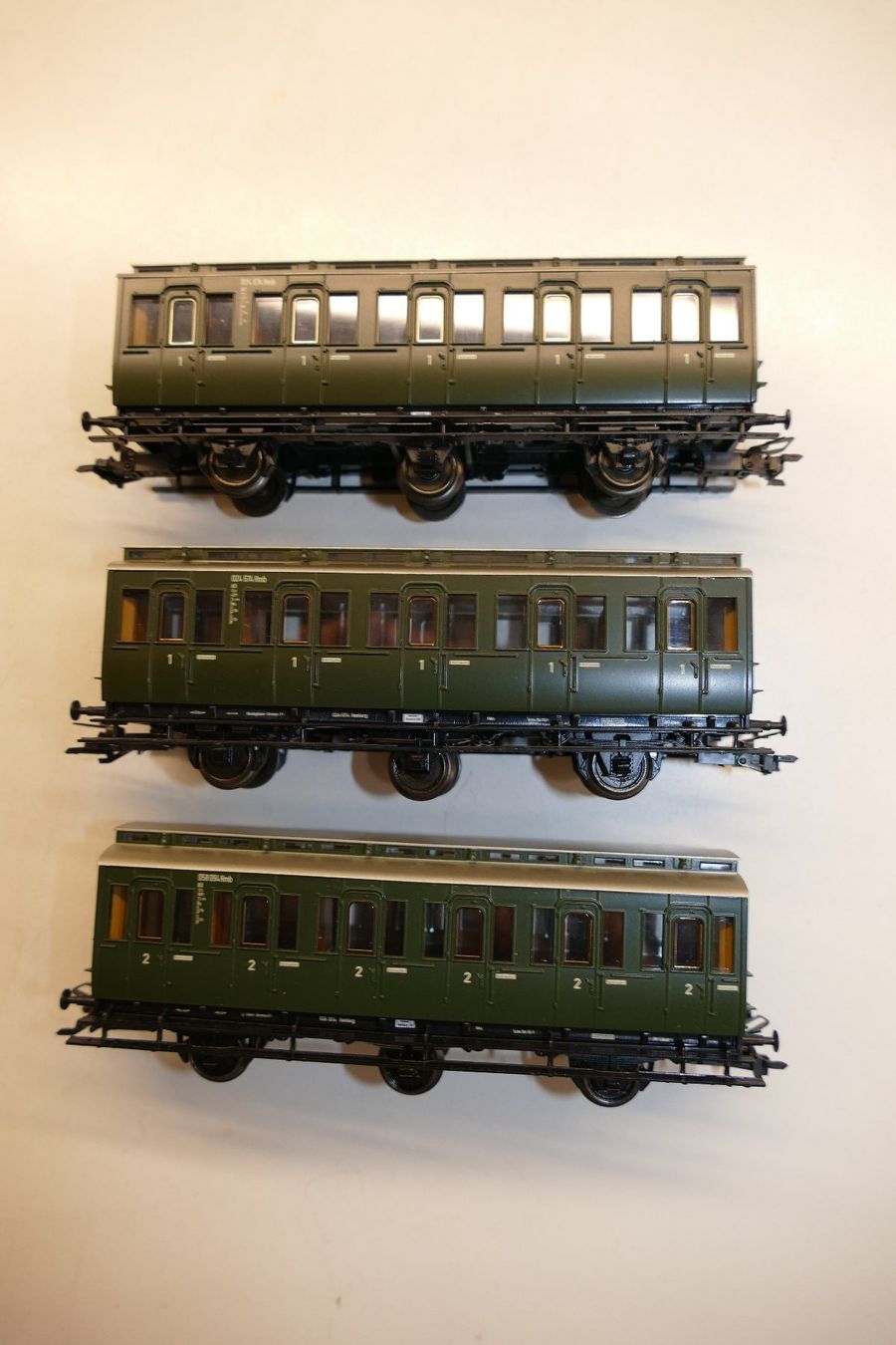 Märklin Modellini di ferrovie: Märklin H0: 3xDB Abteilwagen 1 – Nuovo e nell'imballaggio originale da Niederhasli venduto da rail-duerst 2