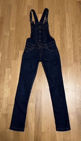 Stradivarius Jeans-Latzhose Gr. S, neuwertig