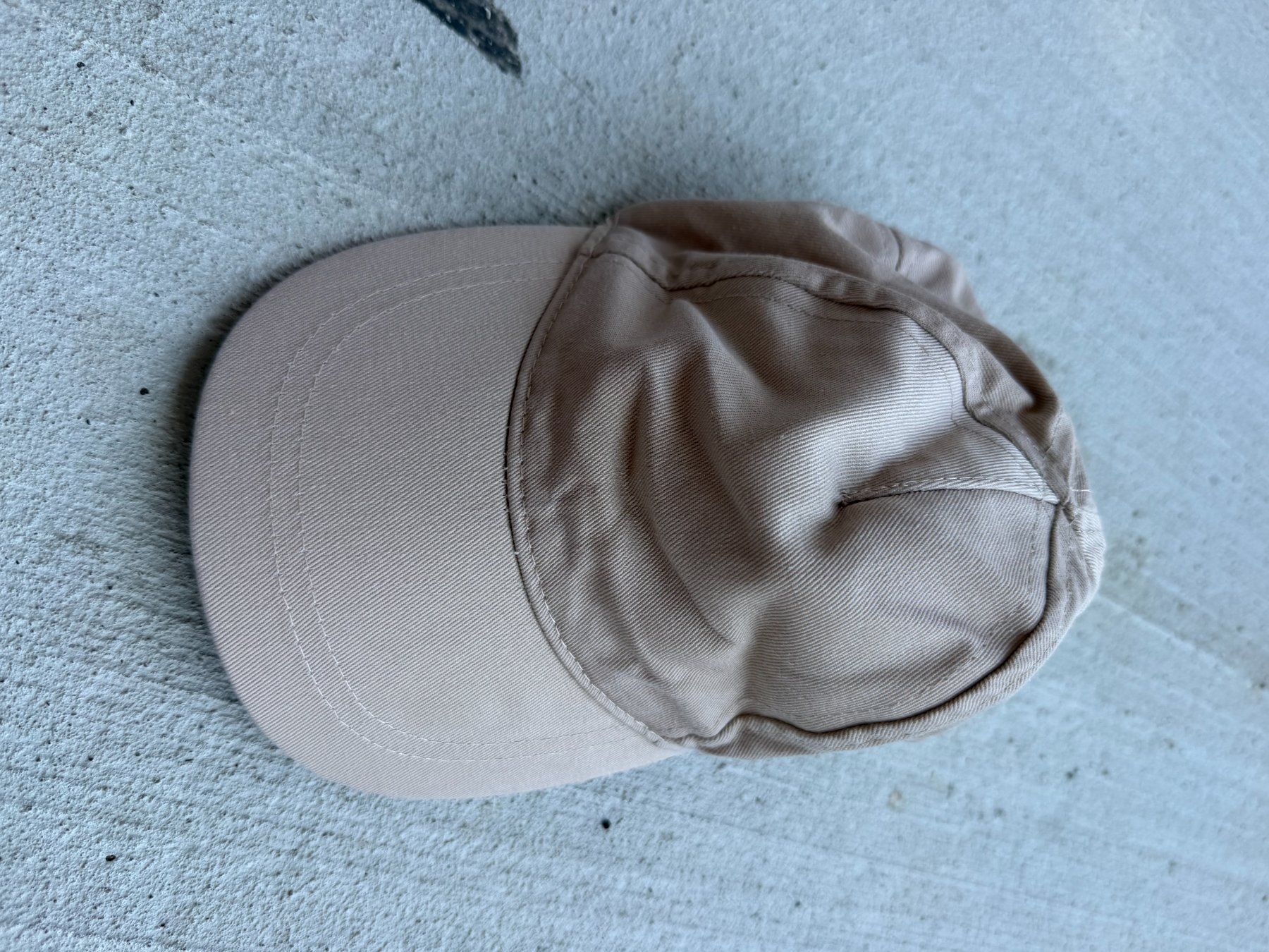 Bonnets & Echarpes: Basecap Beige Einheitsgrösse  baby – D'occasion à Riehen par ann_76jw