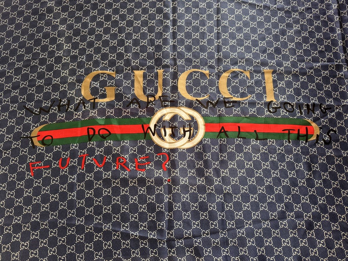 Gucci Foulards & écharpes: Gucci Schal – D'occasion à Niederglatt ZH par Nicole2911