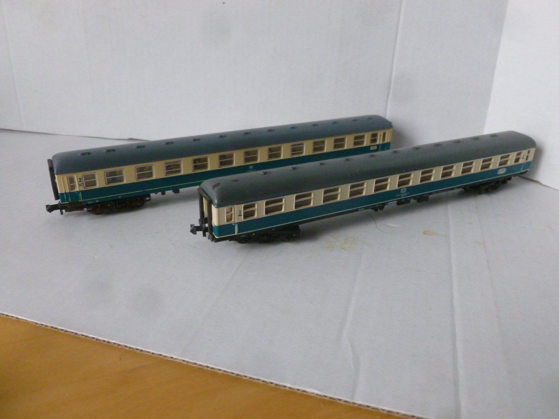 Trix Modellini di ferrovie: Minitrix Schnellzug 70er – Usato da Bubikon venduto da Br103er 1