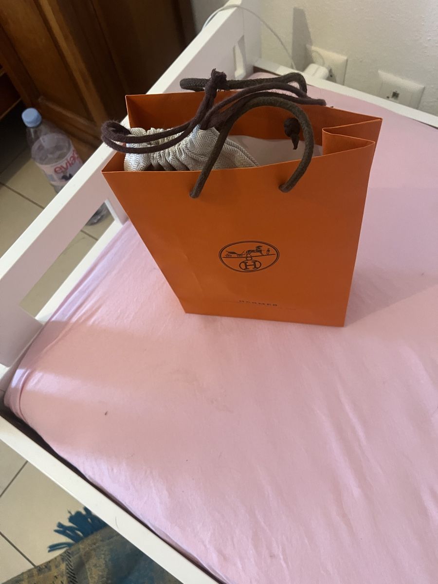 Chaussures femmes: hermès  oran original – D'occasion à Prilly par CHAGALL15 8