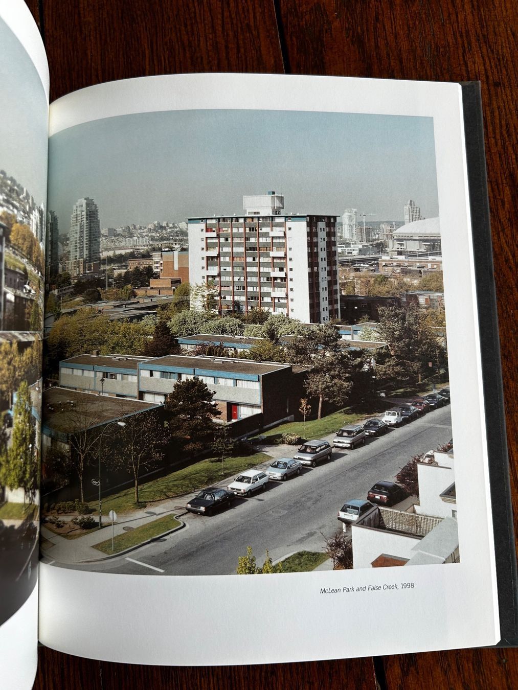 Libri: Stan Douglas - Vancouver Art Gallery – Usato da Basel venduto da Chamisso 7