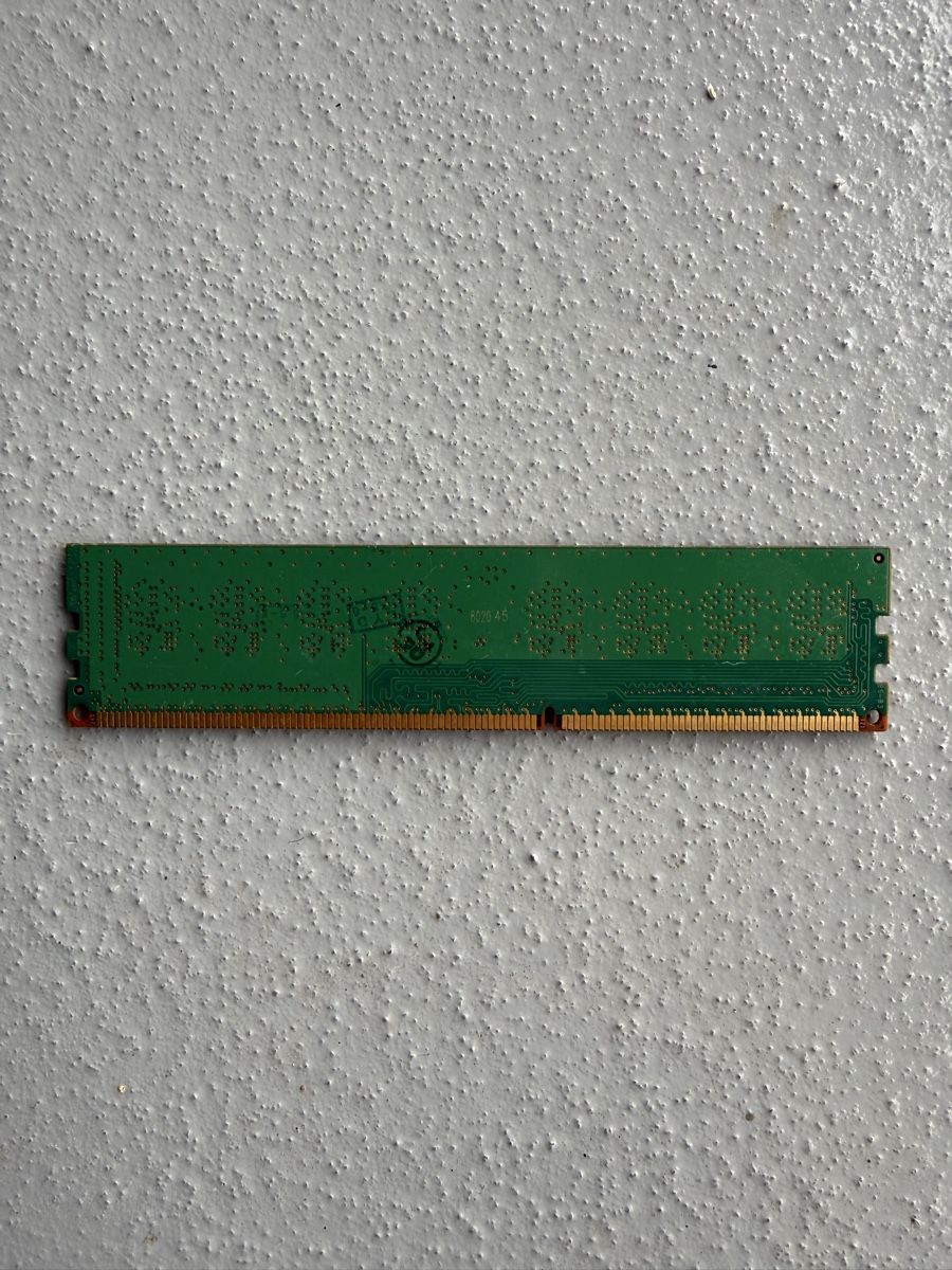 Samsung Mémoires / RAM: SAMSUNG 2GB DDR3 RAM – D'occasion à Oberrieden par rroane2 1