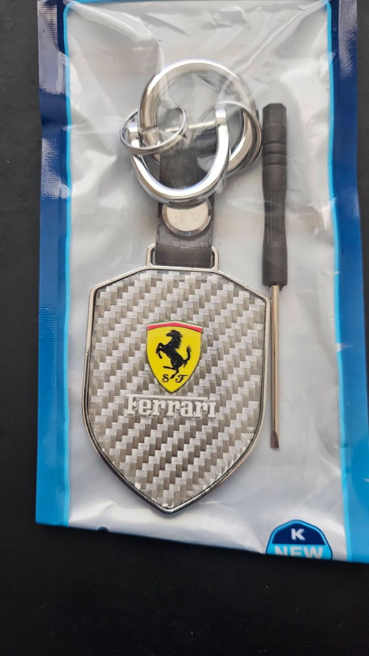 Ferrari Schlüsselanhänger & - bänder: Ferrari Schlüsselanhänger Carbon – Neu und originalverpackt aus Escholzmatt von Lagano 2