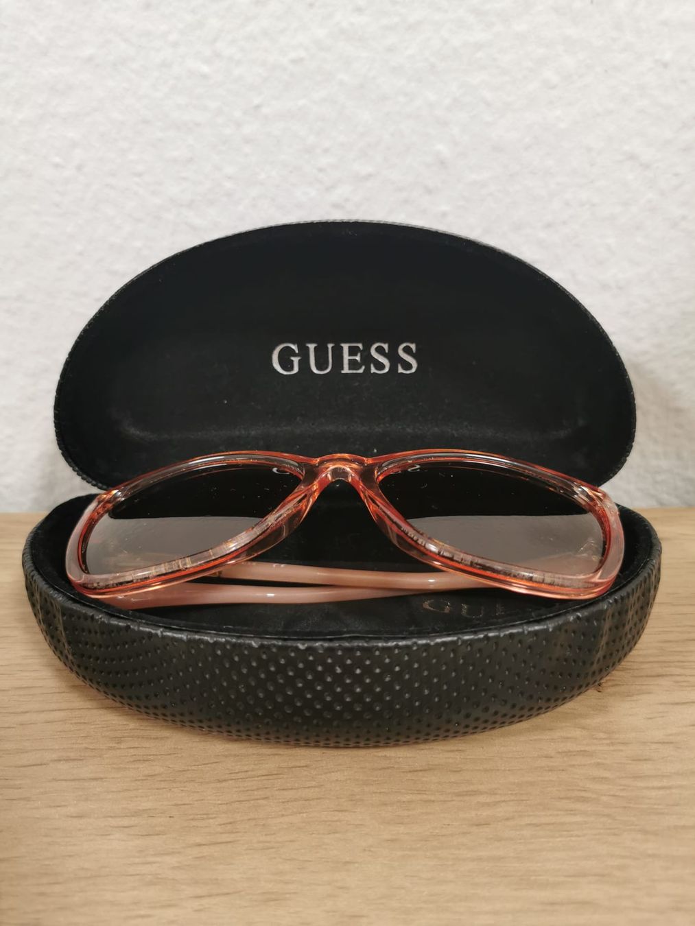 Guess Occhiali & Lenti: GUESS Sonnenbrille – Usato da Basel venduto da dada_gili 1