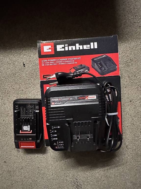 Batterie: Einhell Akku 2.5AH mit Ladegerät – Nuovo e nell'imballaggio originale da Kriens venduto da ChristophS04