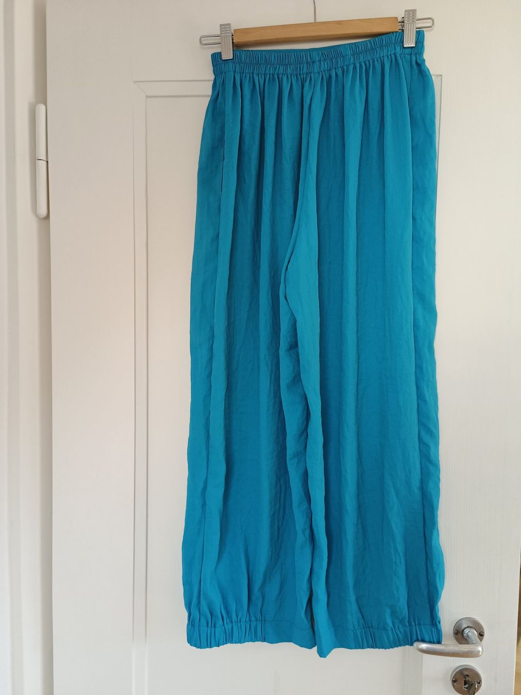 Hosen: Bequeme weite Hose – Gebraucht aus Aesch BL von Rerosa43