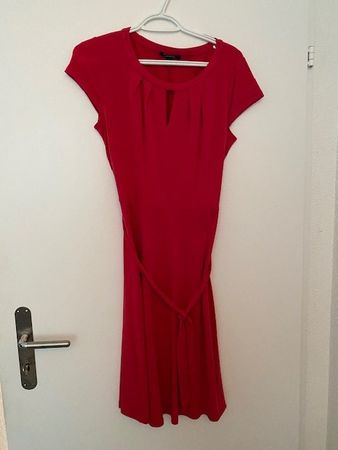 Damenkleid Trikot rot, Gr. 36