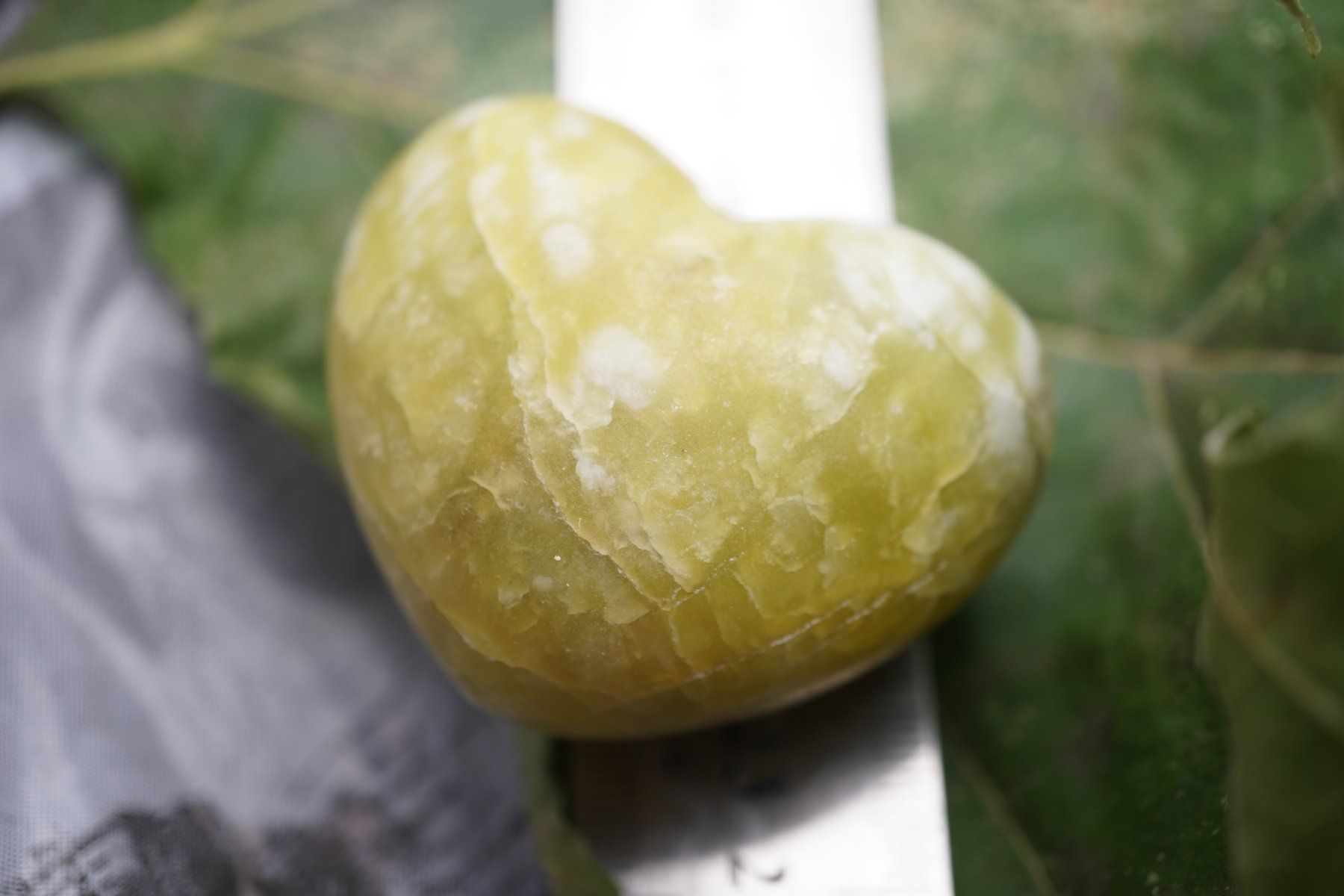 Minerali & Pietre curative: Lizardit  Jade    Buffy Herz   5cm – Nuovo e nell'imballaggio originale da Eschenbach SG venduto da topstone 5