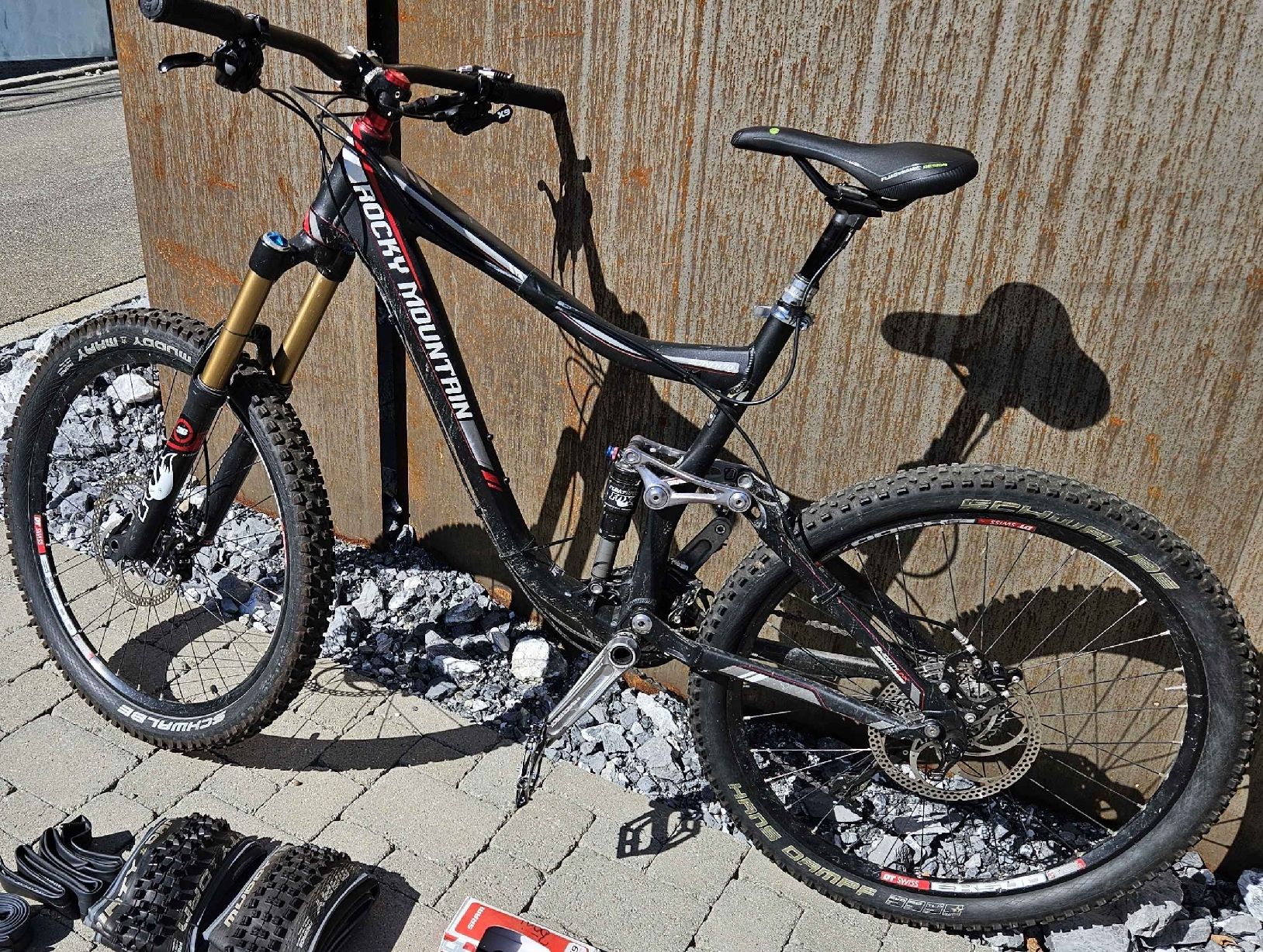 Velos: Rocky Mountain Slayer 70 – Defekt aus Appenzell von MaurusK.