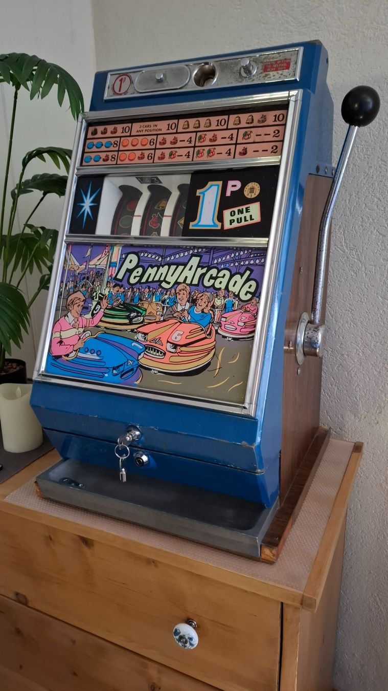 Slot Machine: Penny Arcade – Usato da Bitsch venduto da Quiksilver1969
