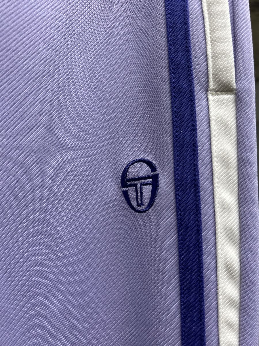 Pantaloni: Sergio Tacchini Jogginghose Flieder Gr.M Herren – Usato da Zürich venduto da peteeznel 1