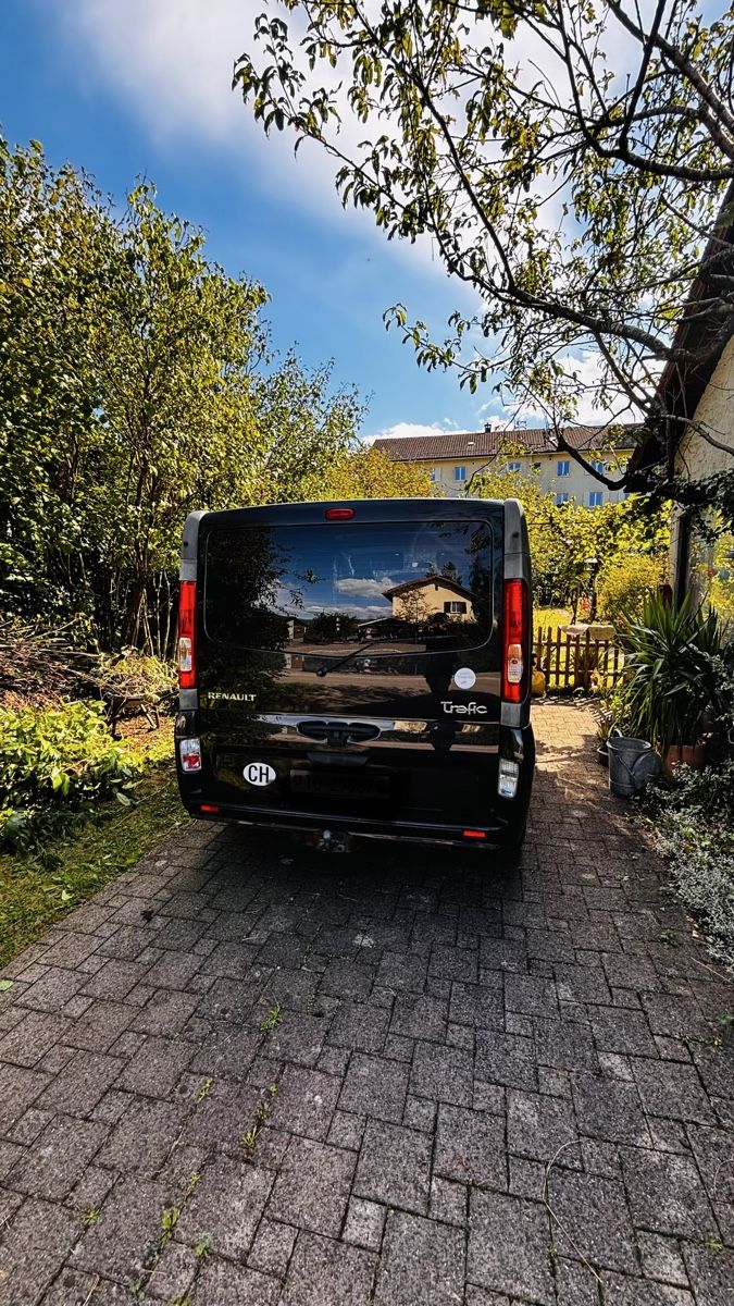 Renault Veicoli commerciali: Renault Trafic 2011 2.5dci – Usato da Frauenfeld venduto da luc_v2k8 1