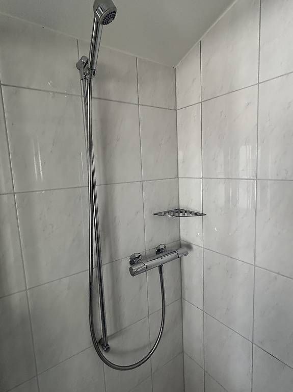 Soffioni doccia: Duschbatterie kompl. Von Grohe – Usato da Stans venduto da Benzen