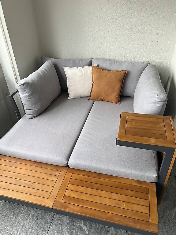 Divani: Balkon-Lounge inkl. Tisch – Usato da Bütschwil venduto da Positano99 3