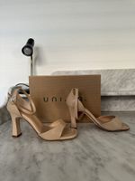 NEUE Unisa Ledersandalen in Beige, Größe 39