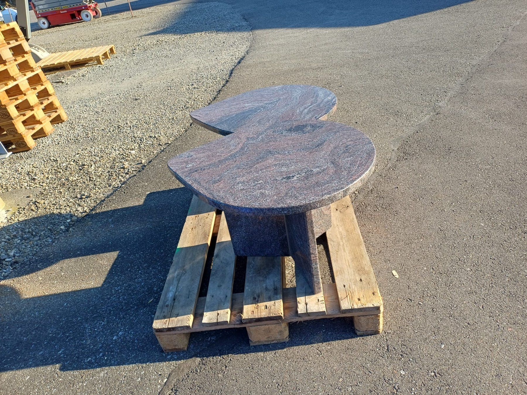 Tischset: Salontisch, Couchtisch 2er Set aus Granit – Gebraucht aus Seengen von artemik 1