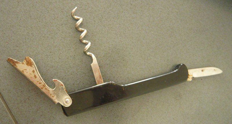 Coltelli tascabile: Sackmesser und Flaschenöffner – Usato da Ruggell venduto da Dolce9 1