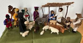 Sehr schöne Schwarzenberger Krippenfiguren, inkl. Stall