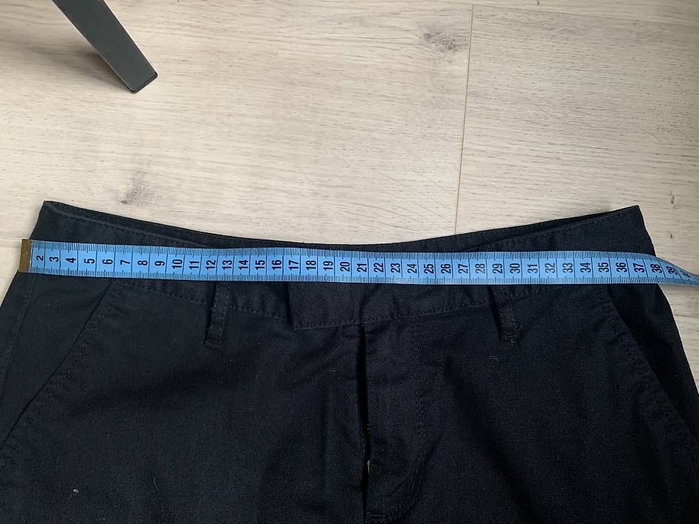 Vans Pantaloni: Vans Chino Wide Leg – Usato da Allschwil venduto da Sebastian2019 2