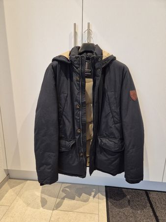 Winterjacke Tommy Hilfger Herren, warm gefüttert, Grösse L,