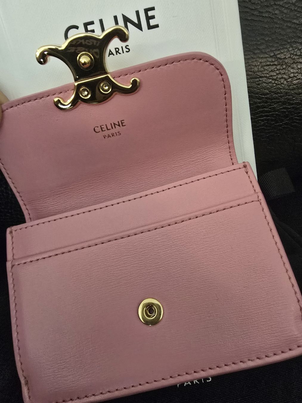 Celine Portamonete: Celine Triomphe Wallet in Rosé – Nuovo e nell'imballaggio originale da Gattikon venduto da lavric_d 6