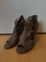 Elegante Schnür-Sandalen 